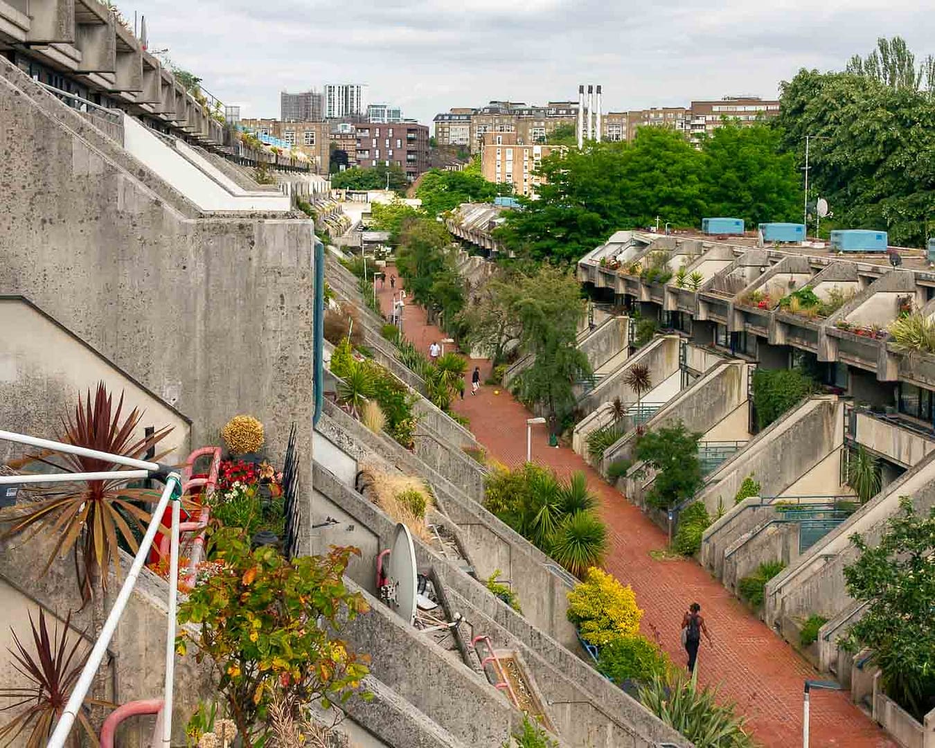 Lodged in the London Borough of Camden, the Alexandra Road Estate, also known as Rowley Way, is a remarkable example of post-war architectural ambition. This housing complex, designed by Neave Brown, offers a unique glimpse into the social and architectural landscape of 1970s London.