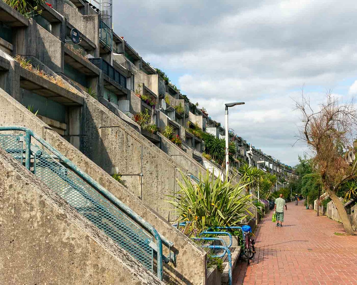 Lodged in the London Borough of Camden, the Alexandra Road Estate, also known as Rowley Way, is a remarkable example of post-war architectural ambition. This housing complex, designed by Neave Brown, offers a unique glimpse into the social and architectural landscape of 1970s London.