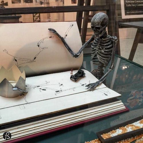 A Masked Ball by Giuseppe Verdi was the opera performed during the 1999/2000 season and it features an open book and a huge skeleton that goes into the water. We can only imagine how amazing it may have looked.