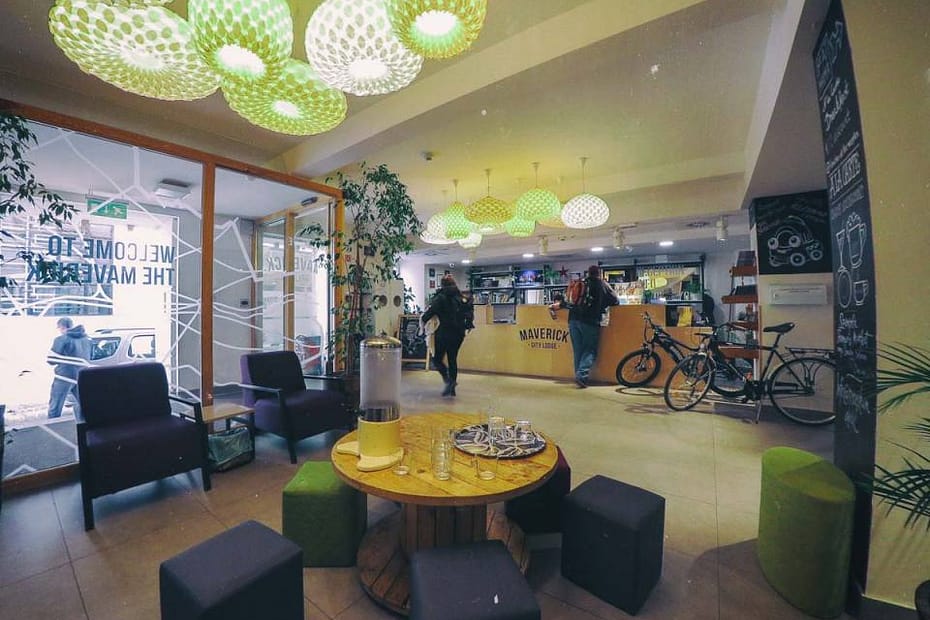 If you’re looking for a modern and stylish place to stay in Budapest, we have the right place for you: Maverick City Lodge. This design hostel has many of the luxury amenities you would have on a hotel but with all the social elements and price of a hostel. And this is why we decided to stay there on our last trip to Budapest!