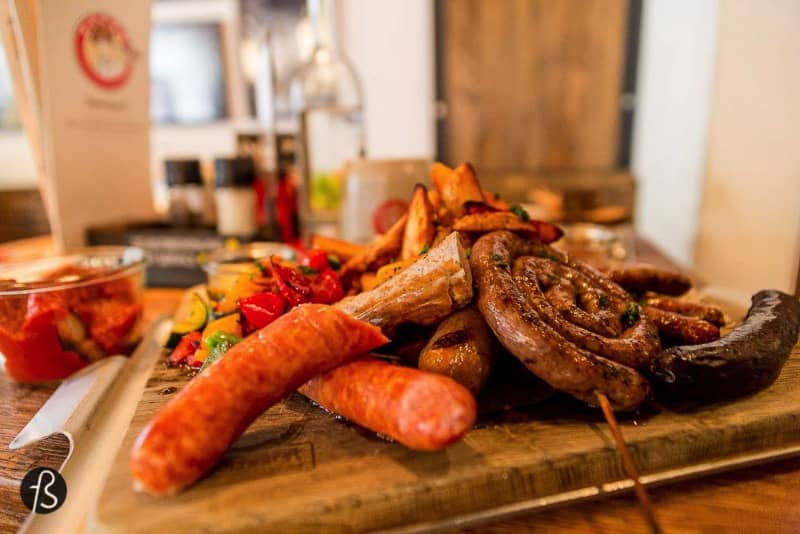 Hanswurst Aachen: The First German Restaurant focused on Sausages - Hanswurst opened in 2011 as the first sausage restaurant in Germany. There you are going to be able to find sausages from every region of Germany. From traditional roasted sausages to curry and blood sausages. From sausage burgers to salads and vegetarian sausages for those who don’t like meat that much.