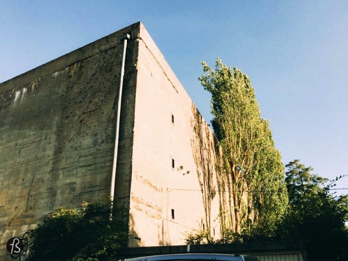 Known as Berlin Story Bunker, this air-raid shelter was built during the Second World War close to one of the biggest train stations in Berlin, at the time. With more than six thousand square meters divided into five floors and more than 100 rooms, it should have protected 3.500 people at the time. But, in fact, the history tells that almost 14.000 people were looking for protection and refugee in the bunker during allied bombing.
