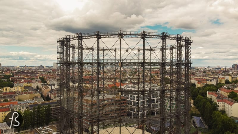 Whenever we travel around Europe, we see the skeleton of abandoned gasworks. But the Schöneberg Gasometer has this uniqueness to it since it feels like it's still integrated into the landscape of the city. You pass by it around Haupstrasse or taking the S-Bahn, and it's always there, in the corner of your eye.