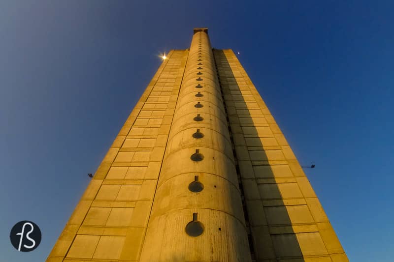 The Western City Gate in Belgrade consists of two towers: the residential one is 30 floors, and the business has 26 floors. The bridge that you can see in the pictures here connects them to the 26th floor, but we don't know why or how it was used. On top of it all, a revolving restaurant that never properly worked, which sounds like a waste of a great location!