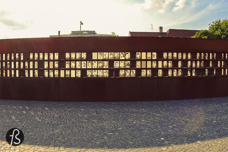 The main element of this open-air section of the Berlin Wall Memorial is the 70-meter stretch of the wall that split Berlin in two. There you can see how the wall was set up by the end of the 1980s and better understand that it wasn't just a simple wall dividing Berlin; it was a complex of military structures surrounding West Berlin.